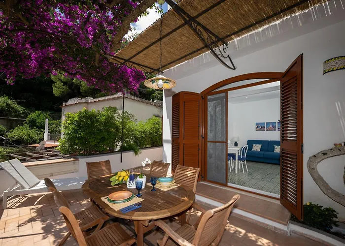 Lemontree Apartment *